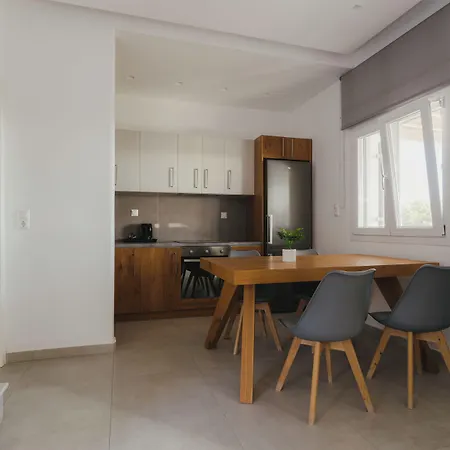 Apartment Evi & *