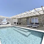 Апартаменты Evi &