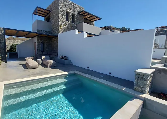 Evi & * Mykonos Town